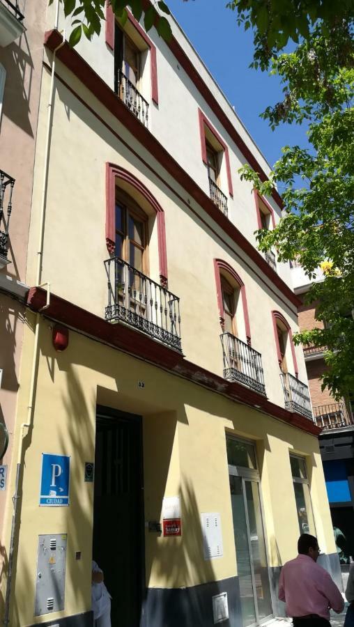 Samay Hostel Sevilla Exterior foto